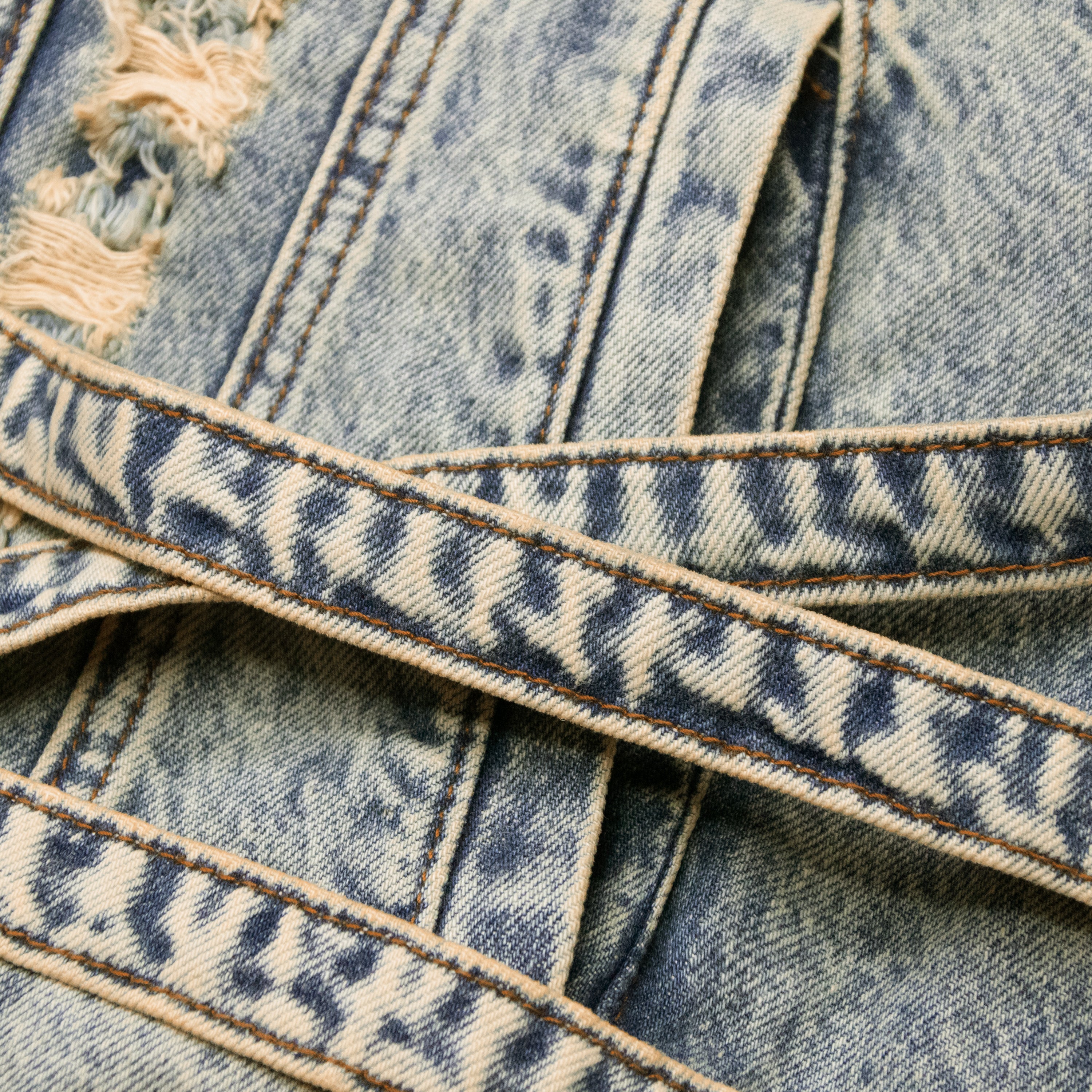 "VENIM 2.0" - LIGHTWASH